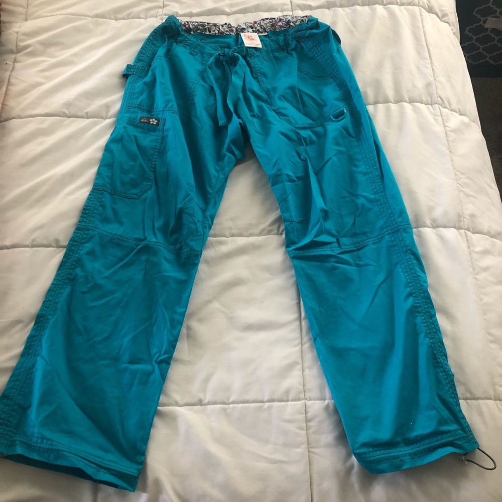NVER WORN koi Lindsey scrub pant